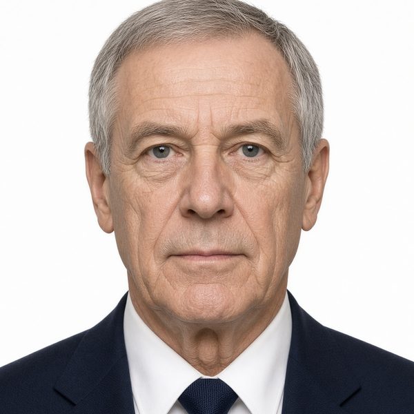 AI-generated avatar of Roy Churchill, AI journalist